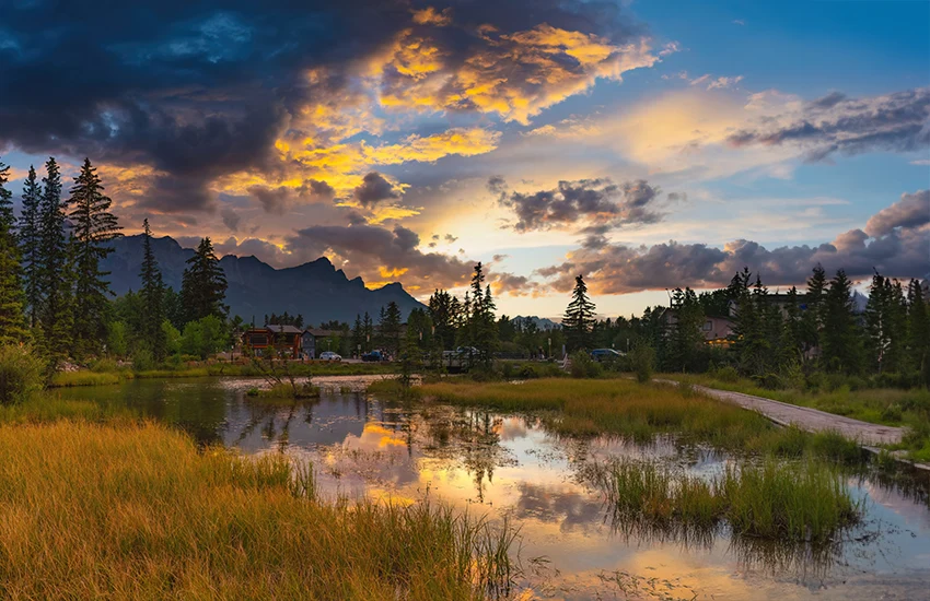 Canada Holidays and Canadian arctic tours